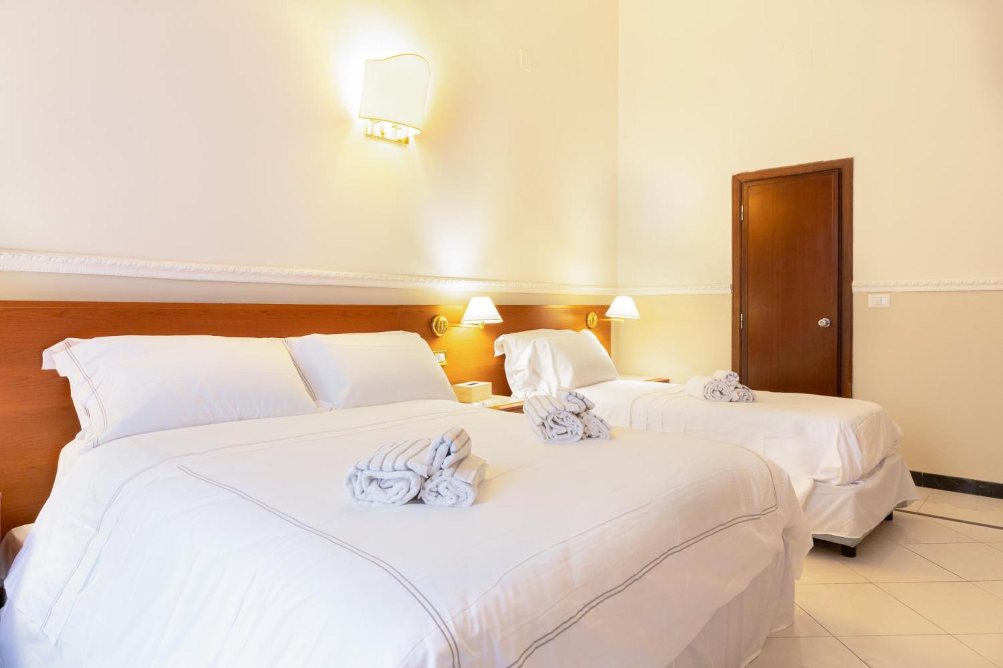 Hotel Domus Рим Экстерьер фото