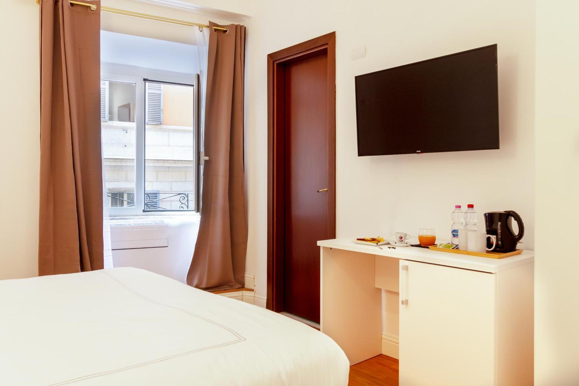 Hotel Domus Рим Экстерьер фото